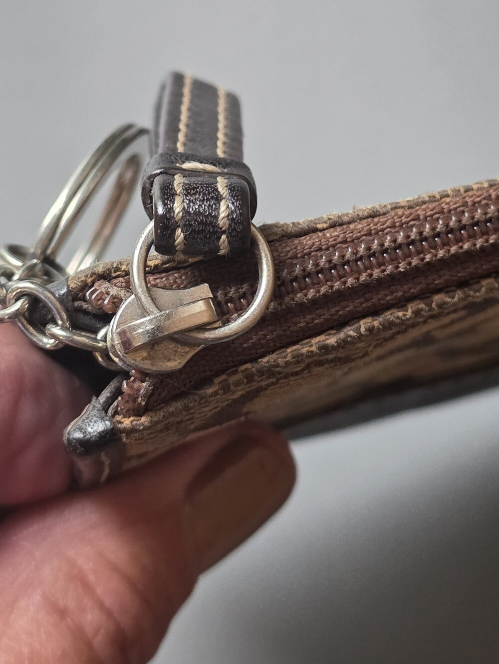 Coach Brown Signature Canvas Card Case Key Ring - Picture 6 of 10